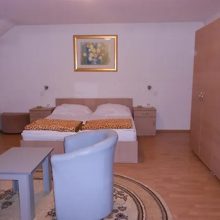 Zebax Πανσιόν